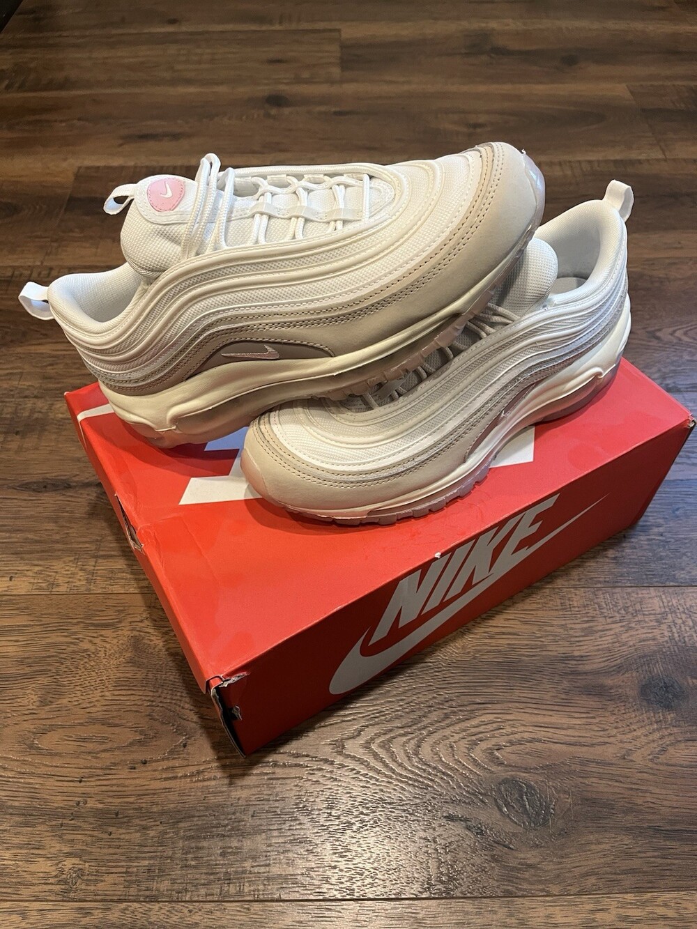 Nike Air Max 97 Women’s Summit White/Pink Low Top Sneakers size 8.5 CT1904-100